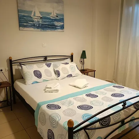 Elias Apartman *